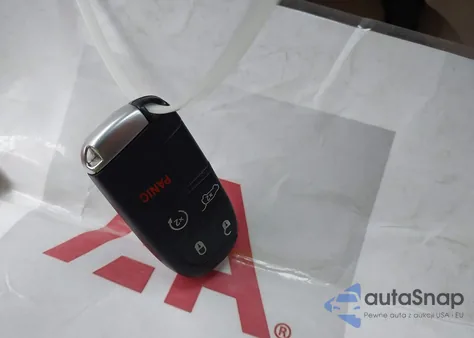 2014 Jeep Grand Cherokee Overland z USA, uszkodzony, nr VIN 1C4RJECM0EC300286